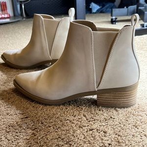 Boots NWT from Buckle